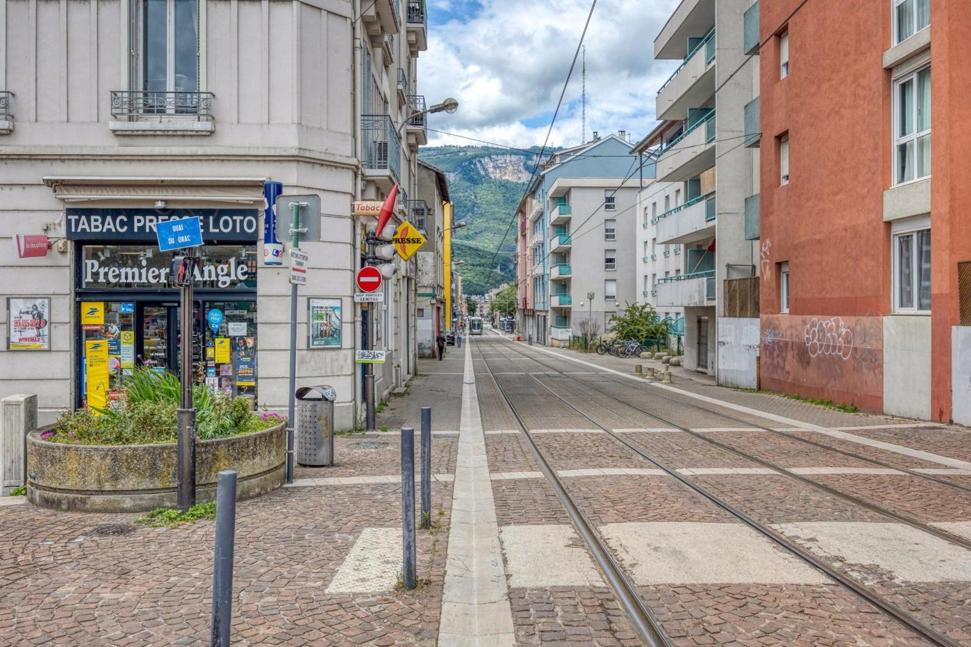 La Residentiel - Cea - Stmicro - Gare * Fontaine (Rhone-Alps)